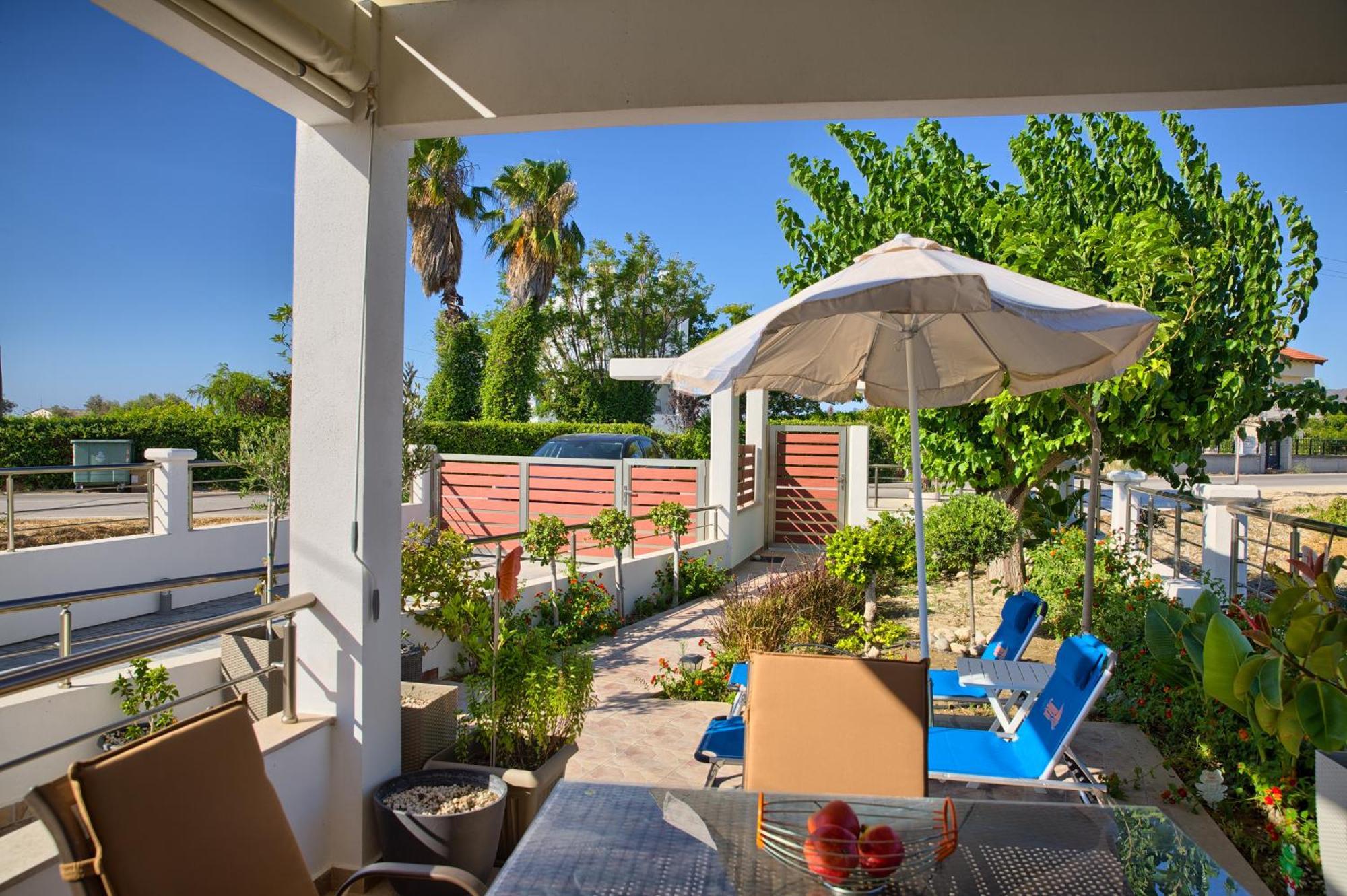 Paul's Garden Luxury House *